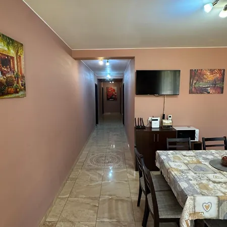Guest House 招待所 Kozloduy